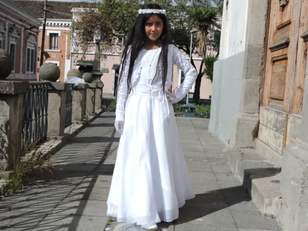 Vestido de Primera Comunión Sara para Niña – Algodón Corrugado - Imagen 6