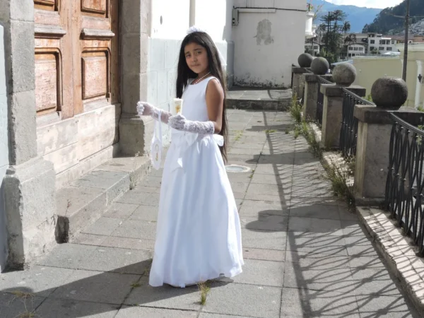 Vestido de Primera Comunión Sara para Niña – Algodón Corrugado - Imagen 4